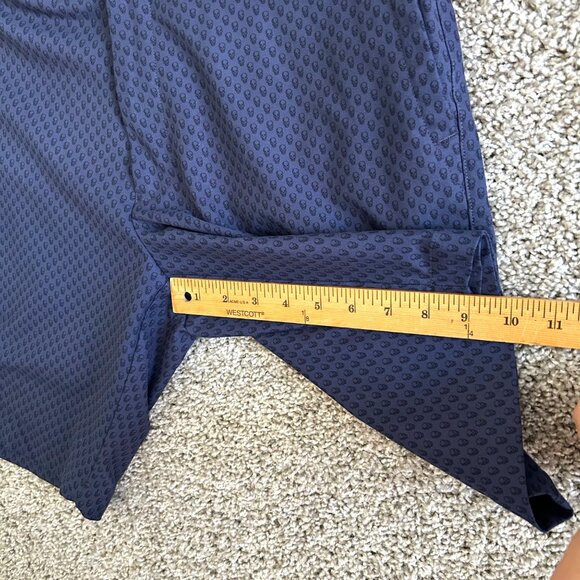 Peter Millar Men's Size 34 Skull Print Navy Blue Golf Shorts - Picture 8 of 9